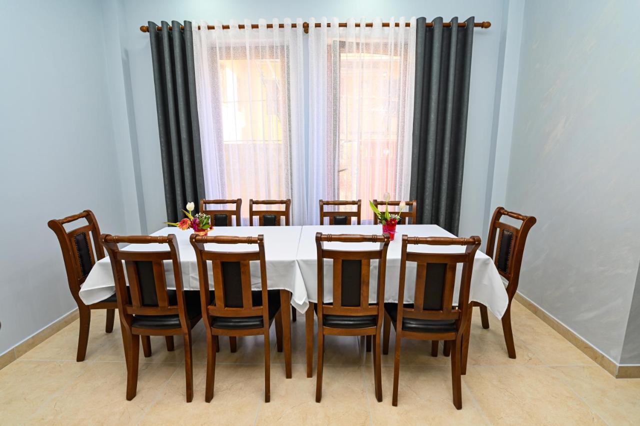 Hotel Epoka Shkodër 外观 照片