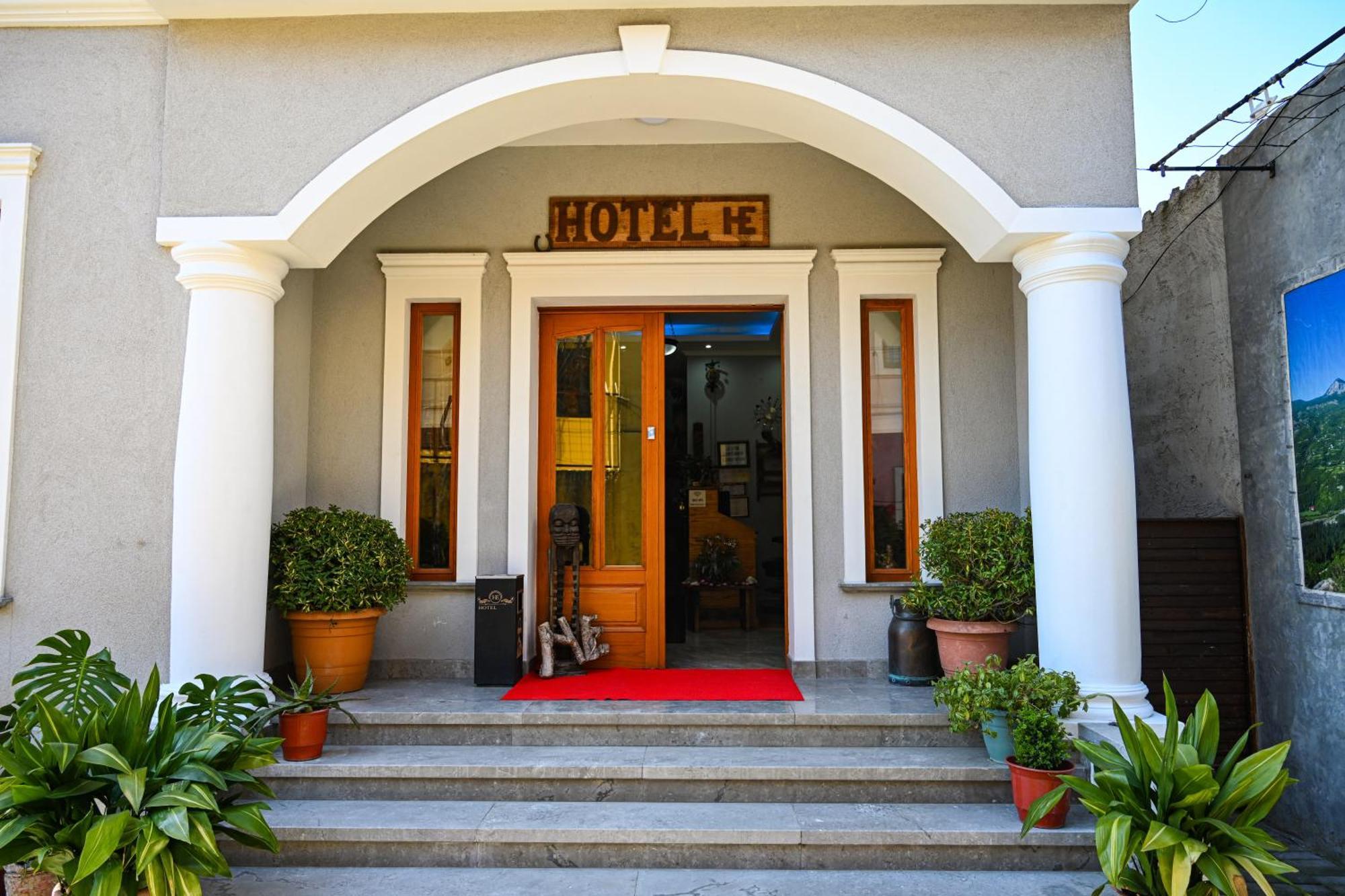Hotel Epoka Shkodër 外观 照片